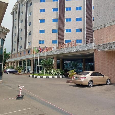 Barcelona Hotels, Abuja Mobushipe Exteriér fotografie